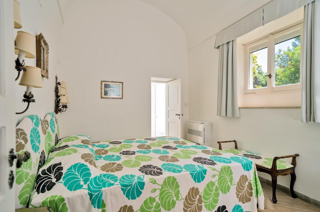 I Tre Soli Apartments By Caprirooms Exteriér fotografie
