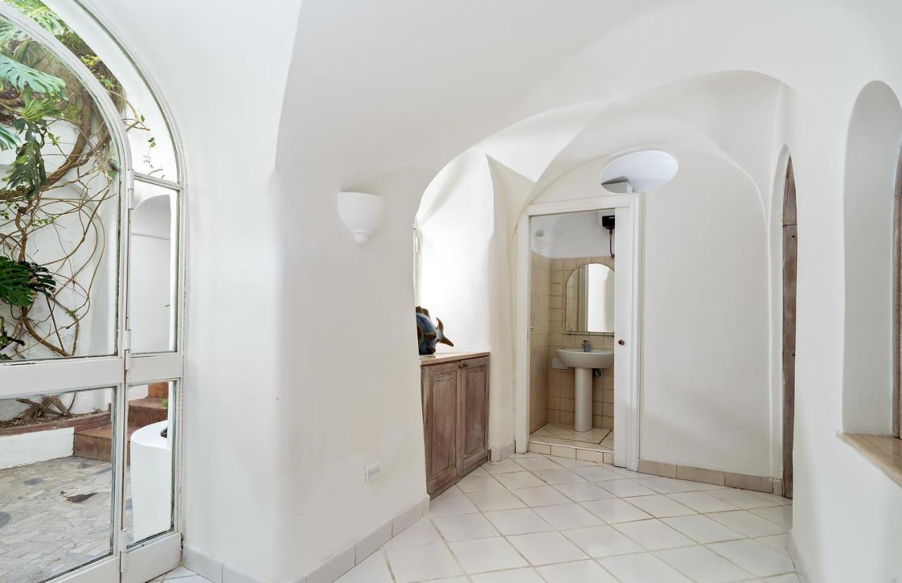 I Tre Soli Apartments By Caprirooms Exteriér fotografie