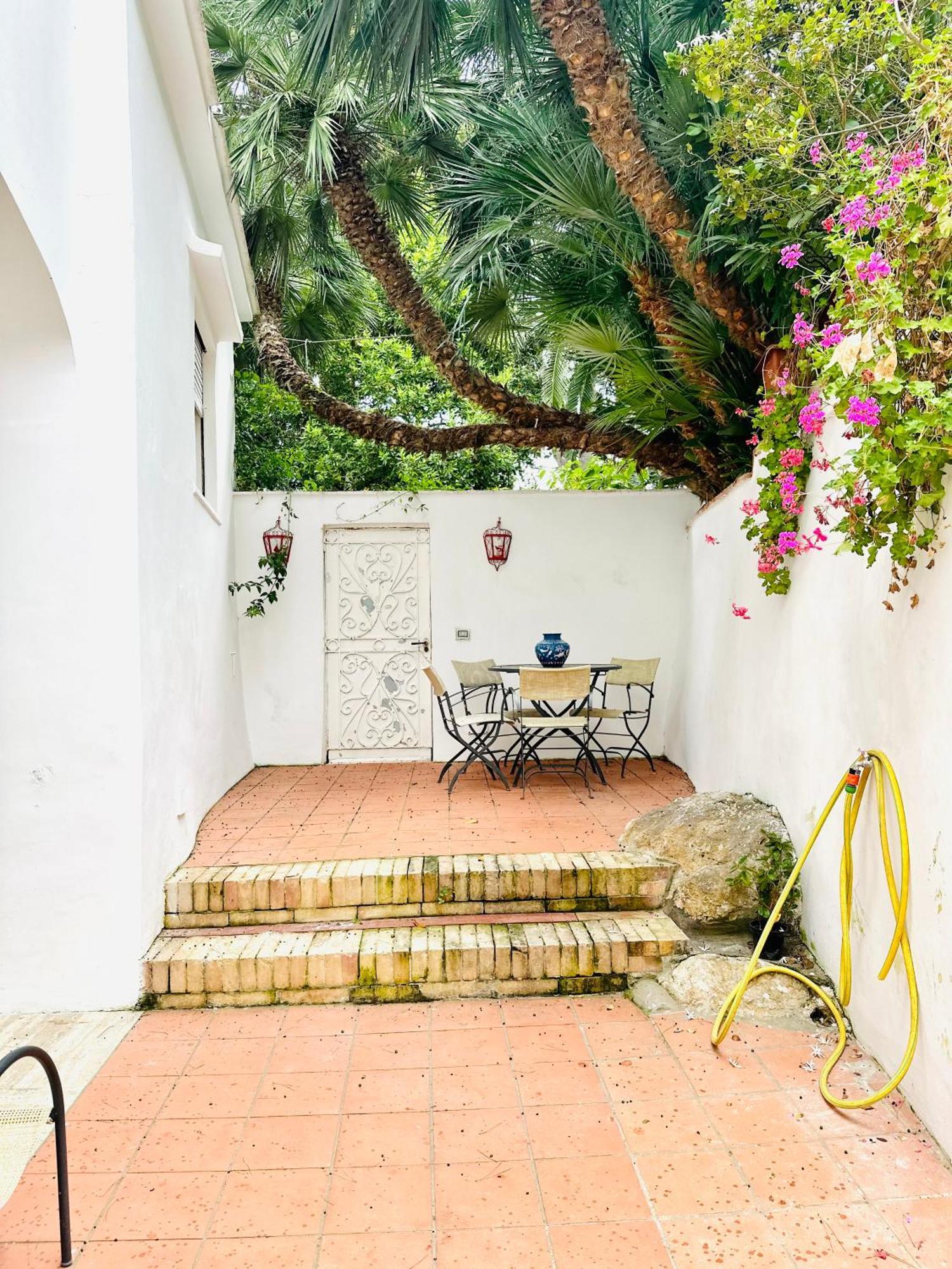 I Tre Soli Apartments By Caprirooms Exteriér fotografie